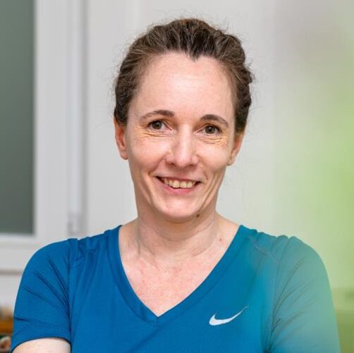 cropped - Über mich: Priska Hitz Über mich: Profilbild von Priska Hitz